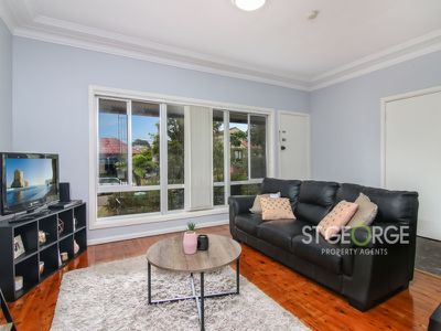 2 Sparkes Avenue, Mortdale