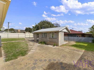 1A Highbury Drive, Highbury