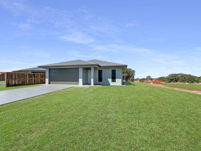 92 COUNTRYVIEW DRIVE, Atherton