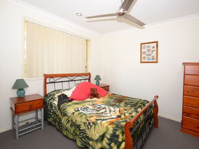 6 ELBOZ COURT, Burrum Heads