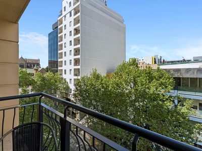 501 / 9 Victoria Avenue, Perth