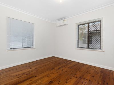 61 Poplar St, Inala