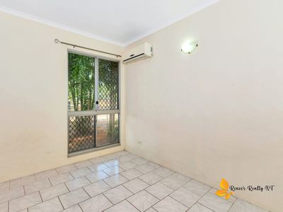 36 Moulden Terrace, Moulden