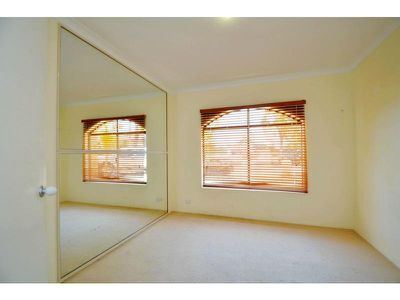7 Japonica Heights, Halls Head