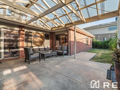 6 Howden Street, Cranbourne East