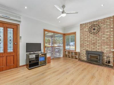 28 Thomas Drive , Mount Burr