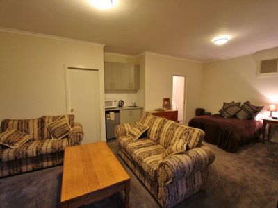 16 Bankers Rise, Mountain Bay