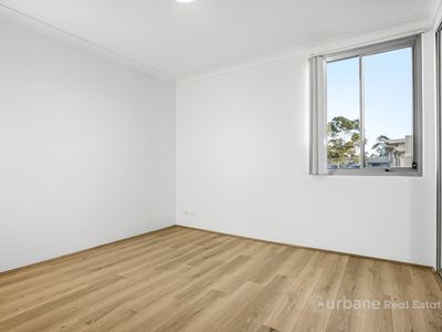 11 / 24 Mons Road, Westmead