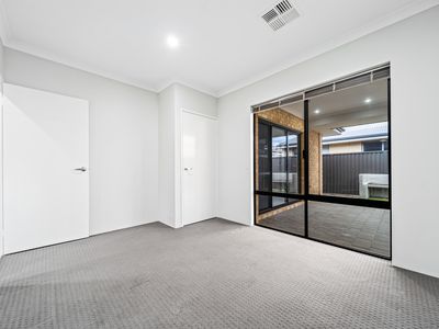 3 Yakka Way, Wandi