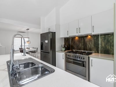 16 Conway Close, Bentley Park