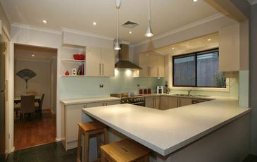 373 Beaconsfield/Emerald Road, Guys Hill