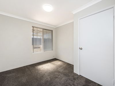 28 L'Esterel Way, Port Kennedy
