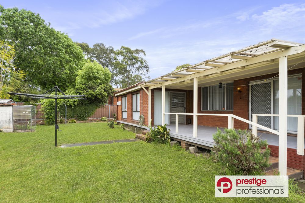 4 Boolarong Avenue, Chipping Norton
