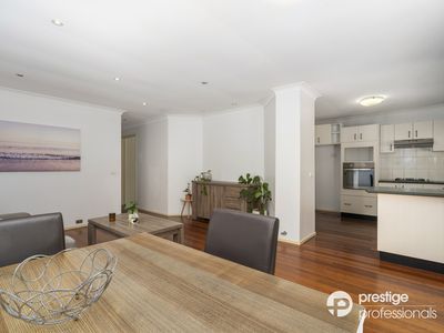 6 Tweed Court, Wattle Grove
