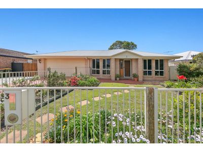 3 Dixon Court, Beachmere