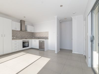 6 / 3 Morago Crescent, Cloverdale