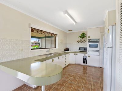 3 KALLISTA RD, Rochedale South