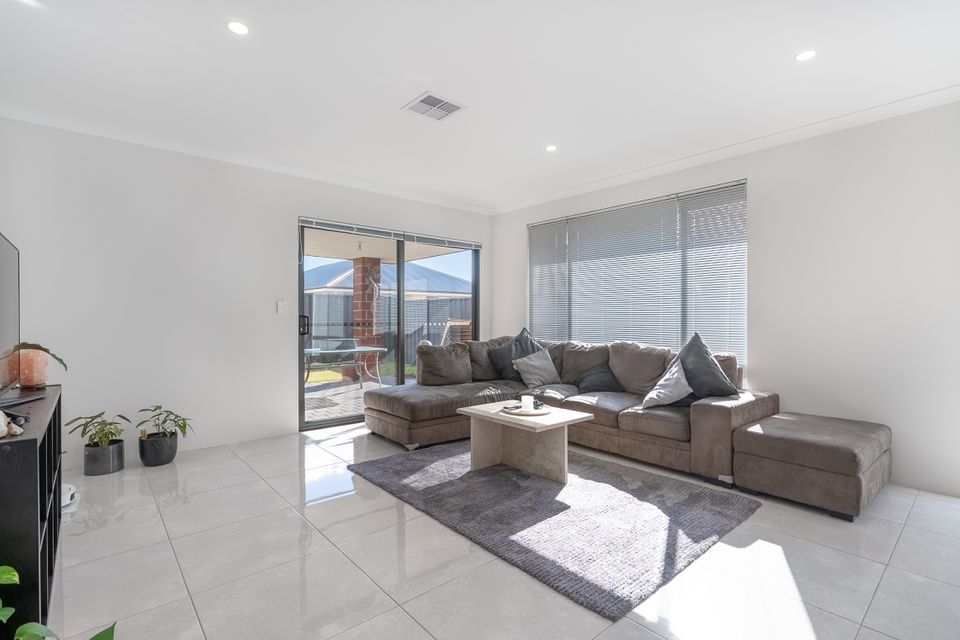 26 Lochern Road, Baldivis