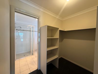 11 Dunheved Circle, Dubbo
