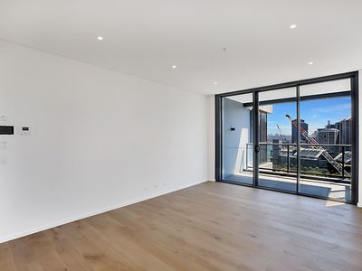 3218 / 65 Tumbalong Boulevard, Haymarket