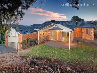 23 FLORENCE CRESCENT, Albury
