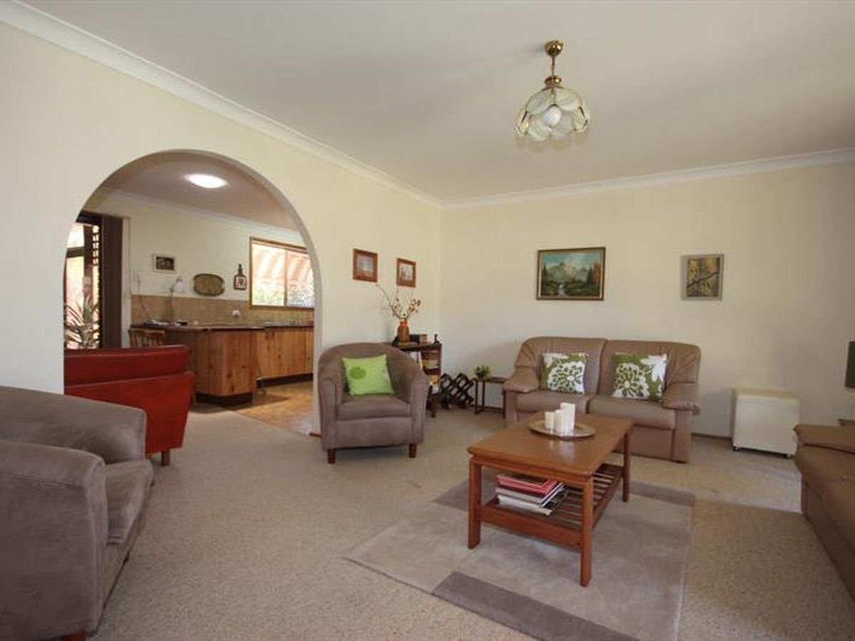 22 Elaine Ave, Lemon Tree Passage, Lemon Tree Passage - Thumbnail 8