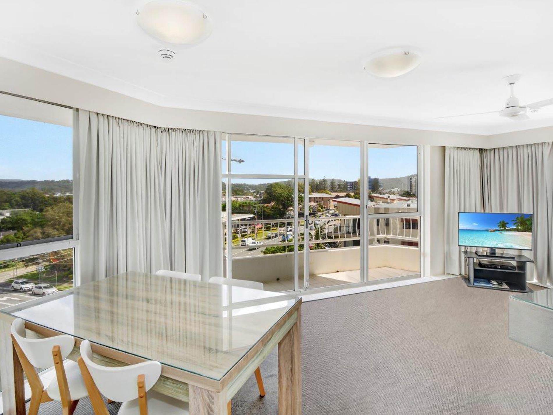 5A / 2 Nineteenth Avenue, Palm Beach