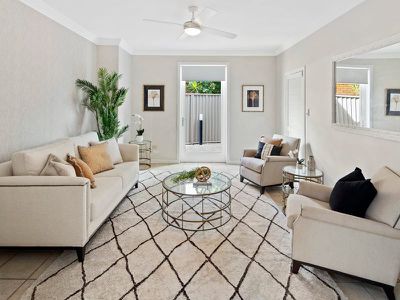 65 Wedgebill Parade, Burleigh Waters