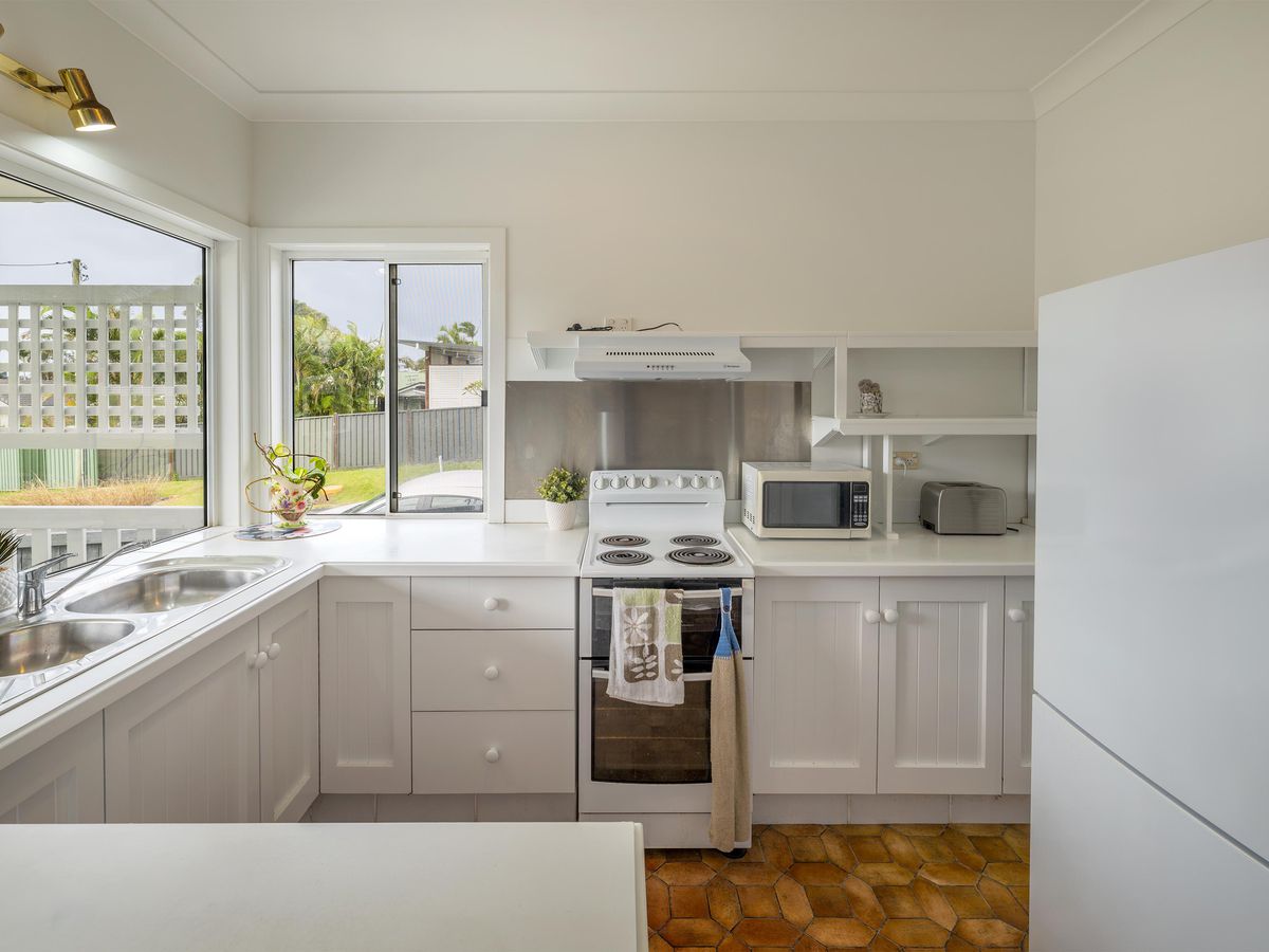 89 Diamond Head Drive, Sandy Beach