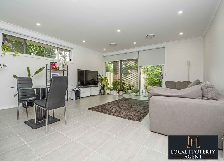 53A Torrens St, Canley Heights