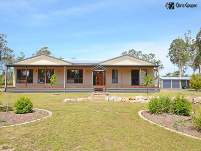 12 OAKES DRIVE, Burrum Heads