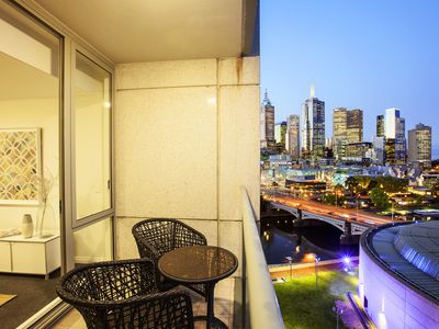 1507 and 1508/26 Southgate Avenue, Southbank