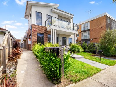 4 / 92 Roberts Street, West Footscray