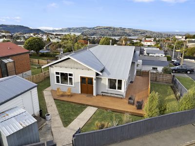 63 English Avenue, Mornington