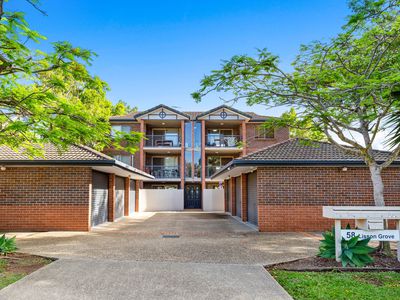 1 / 58 Lisson Grove, Wooloowin