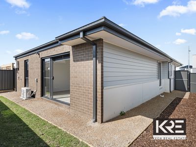 33 Inglewood Drive, Werribee