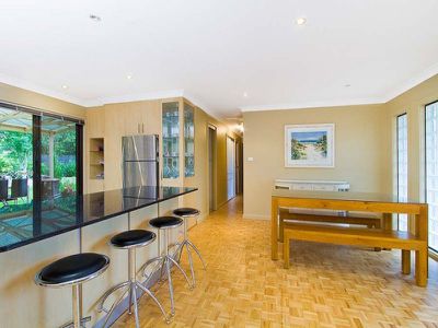 3 Koombala Grove, Cordeaux Heights