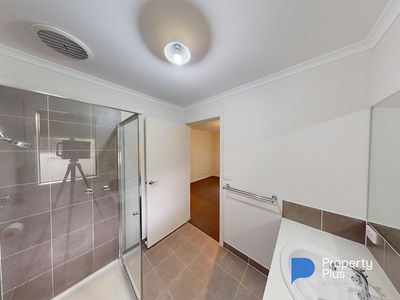 8 Aurora Place, Epsom