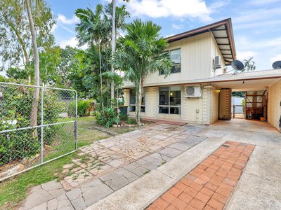 1 / 6 Colley Court, Moulden