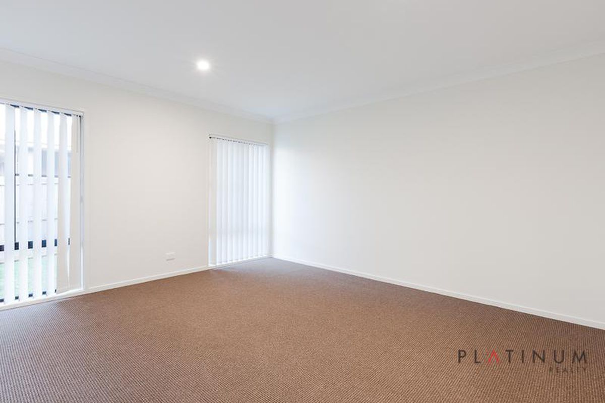 5 Perry Place, Coomera