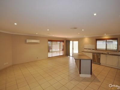22 Cardiff Arms Avenue, Dubbo
