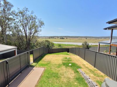 2 / 40 Corymbia Circuit, Heddon Greta