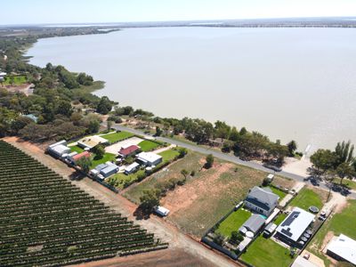 384 Gorton Drive, Mystic Park