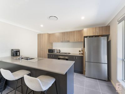 2 Eucalyptus Close, Hamlyn Terrace