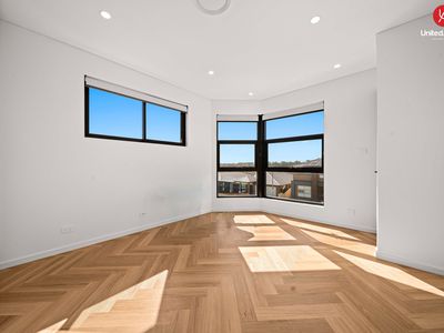 6 Arnott Avenue, Middleton Grange