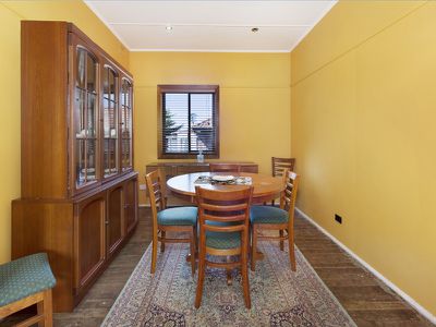 31 Lake Heights Road, Lake Heights