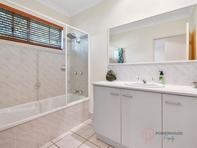 32 Albatross Street, Kewarra Beach