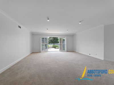 6 / 2 Harbourview Crescent, Abbotsford