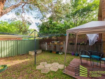 33 / 42 Jerrabomberra Avenue, Narrabundah