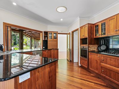 69863 Bruce Highway, Aloomba